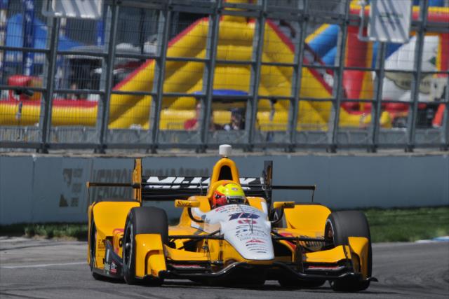 Spencer Pigot sets up for Turn 7 during qualifications for the Angie's List Grand Prix of Indianapolis -- Photo by: Walter Kuhn