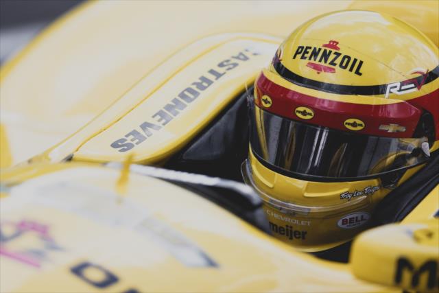 Helio Castroneves sits in his car during qualifications for the 100th Running of the Indy 500 presented by PennGrade Motor Oil -- Photo by: Joe Skibinski