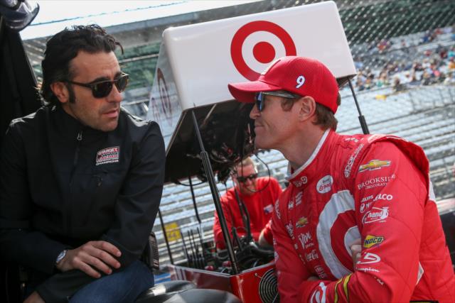 Dario Franchitti speaks with Scott Dixon during qualifications for the 100th Running of the Indy 500 presented by PennGrade Motor Oil -- Photo by: Joe Skibinski