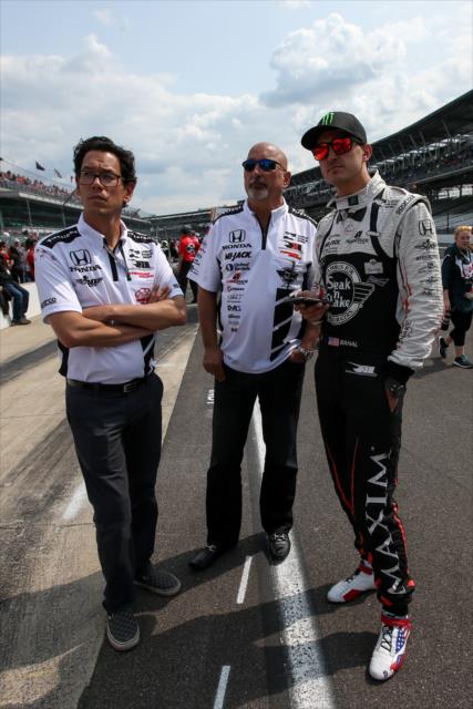 Graham and Bobby Rahal in pit lane during qualifications for the 100th Running of the Indy 500 presented by PennGrade Motor Oil -- Photo by: Joe Skibinski