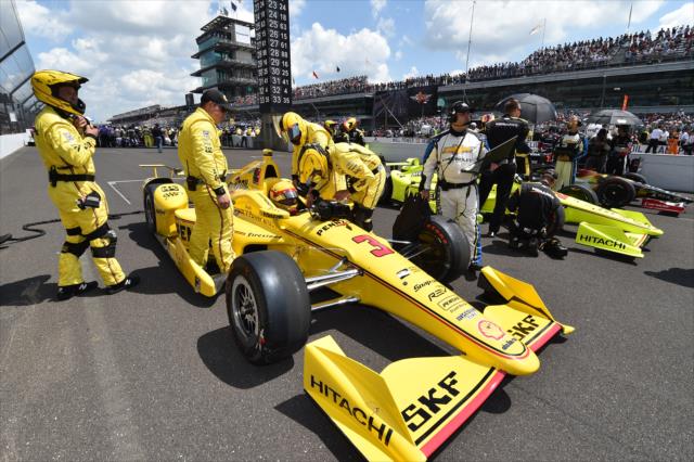 Helio Castroneves on the grid prior the 100th Running of the Indy 500 presented by PennGrade Motor Oil -- Photo by: Chris Owens