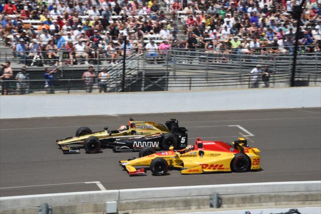 Ryan Hunter-Reay coming up on James Hinchcliffe during the Indianapolis 500. -- Photo by: Jim Haines