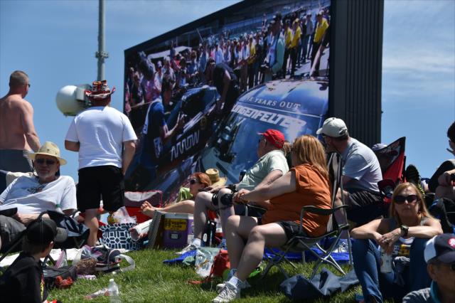 Fans enjoying the INDYCAR Grand Prix -- Photo by: Dana Garrett