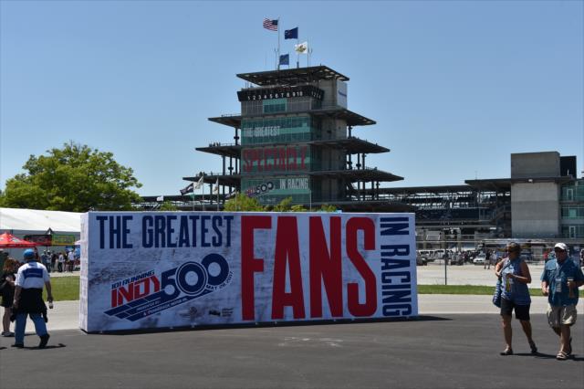 The Greatest Fans in Racing -- Photo by: Dana Garrett