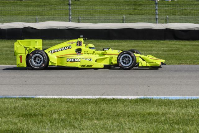 Simon Pagenaud during morning warm-up -- Photo by: Forrest Mellott