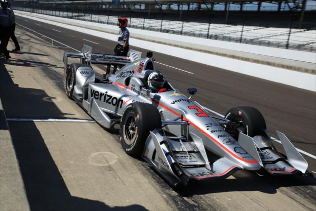 Helio Castroneves leaves his pit stand during the final warmup for the INDYCAR Grand Prix at the Indianapolis Motor Speedway -- Photo by: Matt Fraver