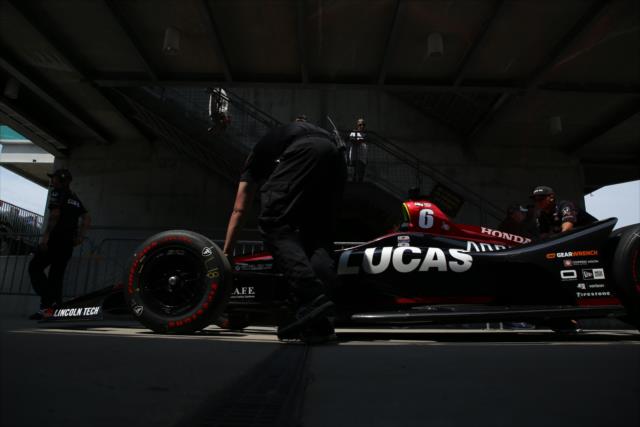 The No. 6 Lucas Oil Honda of Robert Wickens is rolled from Gasoline Alley prior to qualifications for the 102nd Indianapolis 500 at the Indianapolis Motor Speedway -- Photo by: Matt Fraver