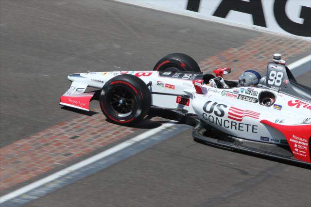 Marco Andretti crosses the Yard of Bricks during the final practice for the 102nd Indianapolis 500 on Miller Lite Carb Day at the Indianapolis Motor Speedway -- Photo by: Matt Fraver