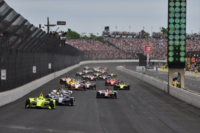 The start of the 103rd Running of the Indianapolis 500 presented by Gainbridge -- Photo by: John Cote