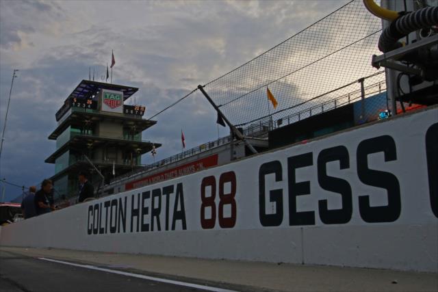Colton Herta's pit box -- Photo by: Mike Harding
