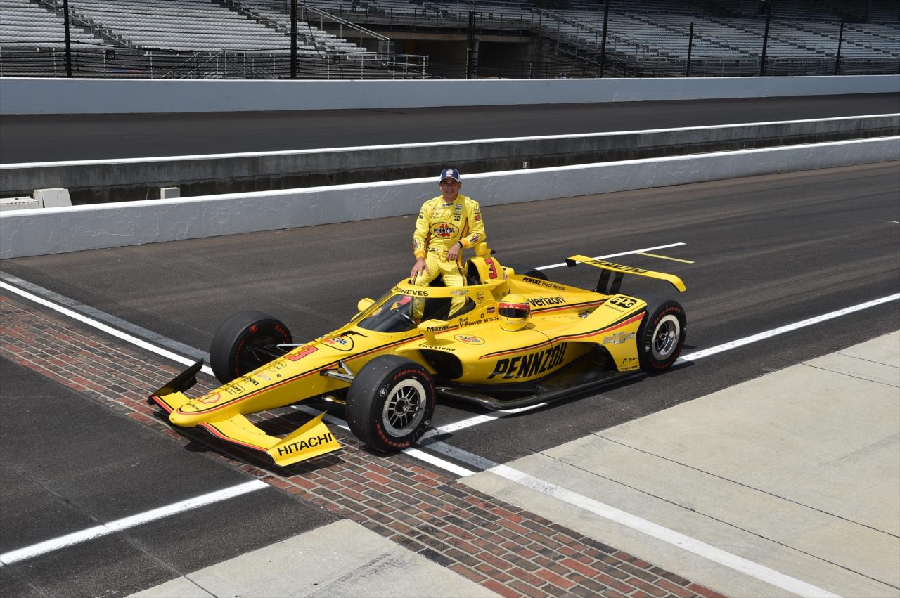 Helio Castroneves on the first day of qualifications for the Indianapolis 500 at the Indianapolis Motor Speedway Saturday, August 15, 2020 -- Photo by: John Cote