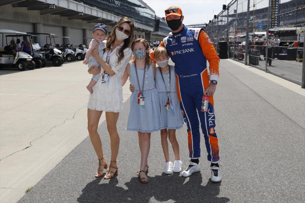 Scott Dixon and family prior to the 104th Running of the Indianapolis 500 presented by Gainbridge at the Indianapolis Motor Speedway Sunday, August 23, 2020 -- Photo by: Chris Jones
