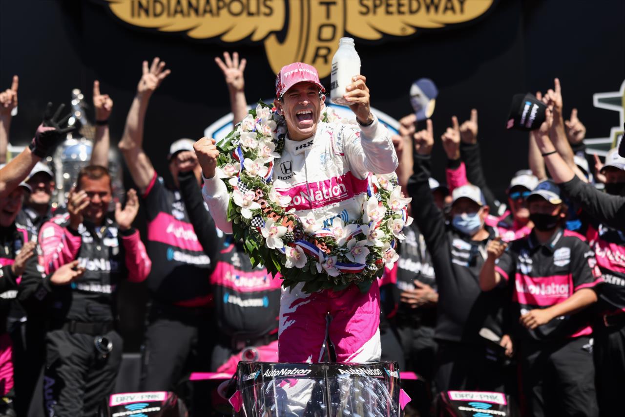 Helio Castroneves - Indianapolis 500 presented by Gainbridge -- Photo by: Chris Owens