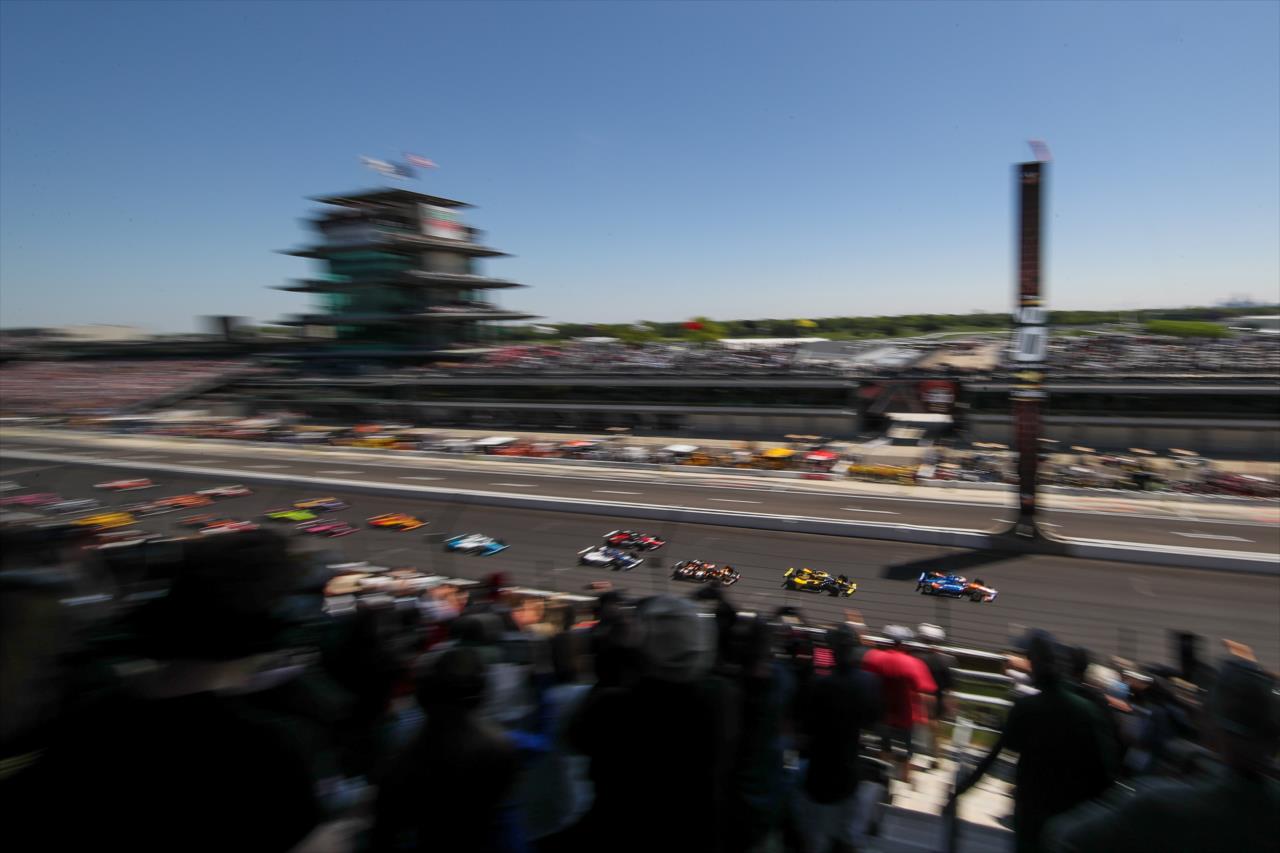 Start of the 105th Running of the Indianapolis 500 presented by Gainbridge -- Photo by: Joe Skibinski