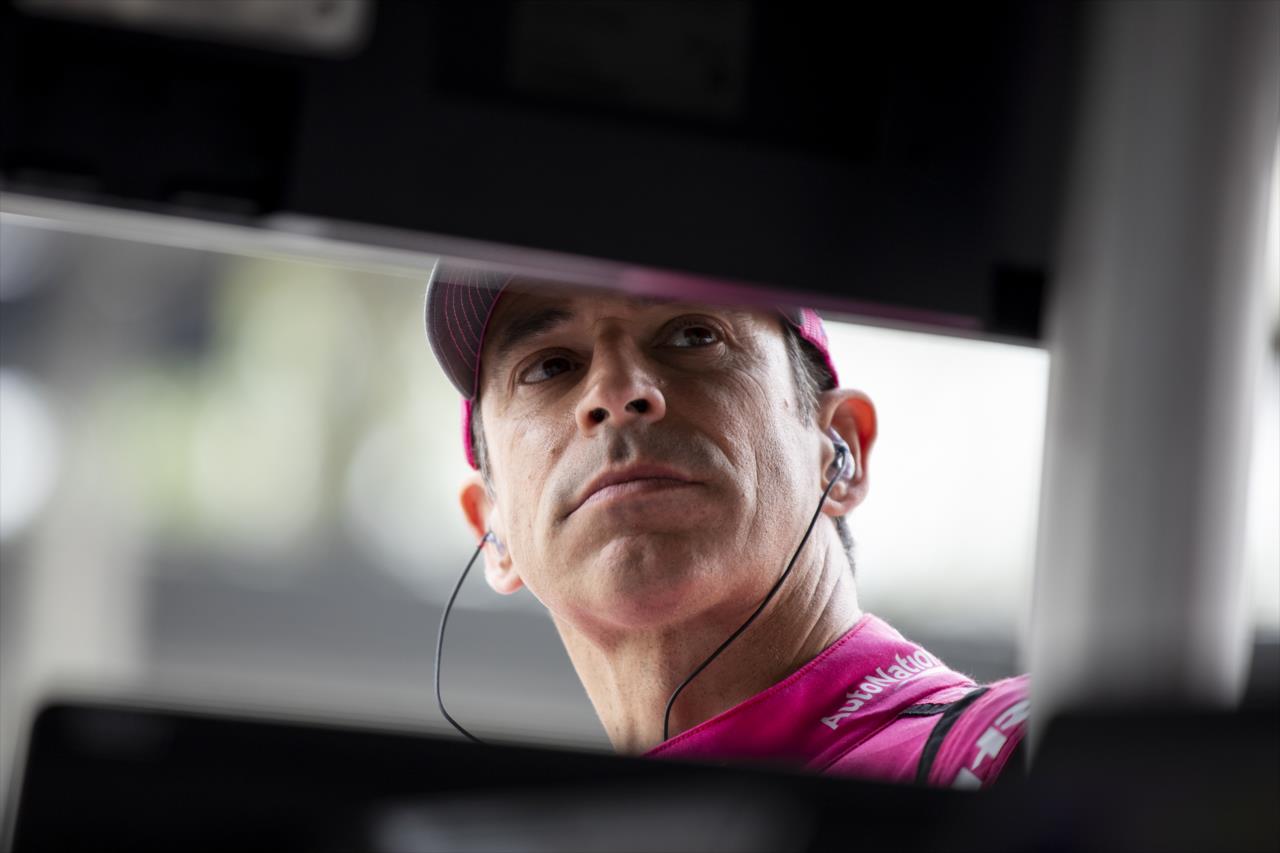 Helio Castroneves - PPG Presents Armed Forces Qualifying - By: Travis Hinkle -- Photo by: Travis Hinkle