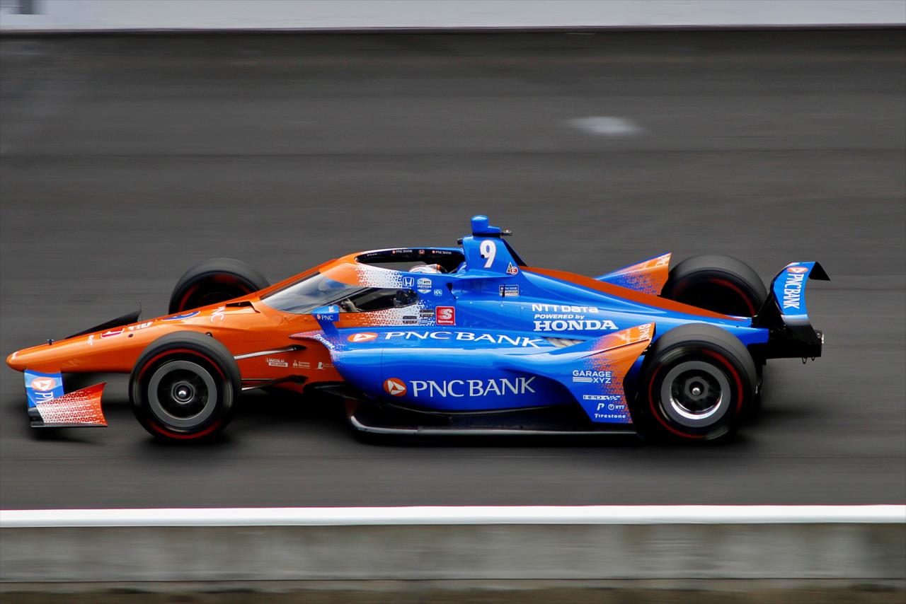 Scott Dixon - PPG Presents Armed Forces Qualifying - By: Lisa Hurley -- Photo by: Lisa Hurley
