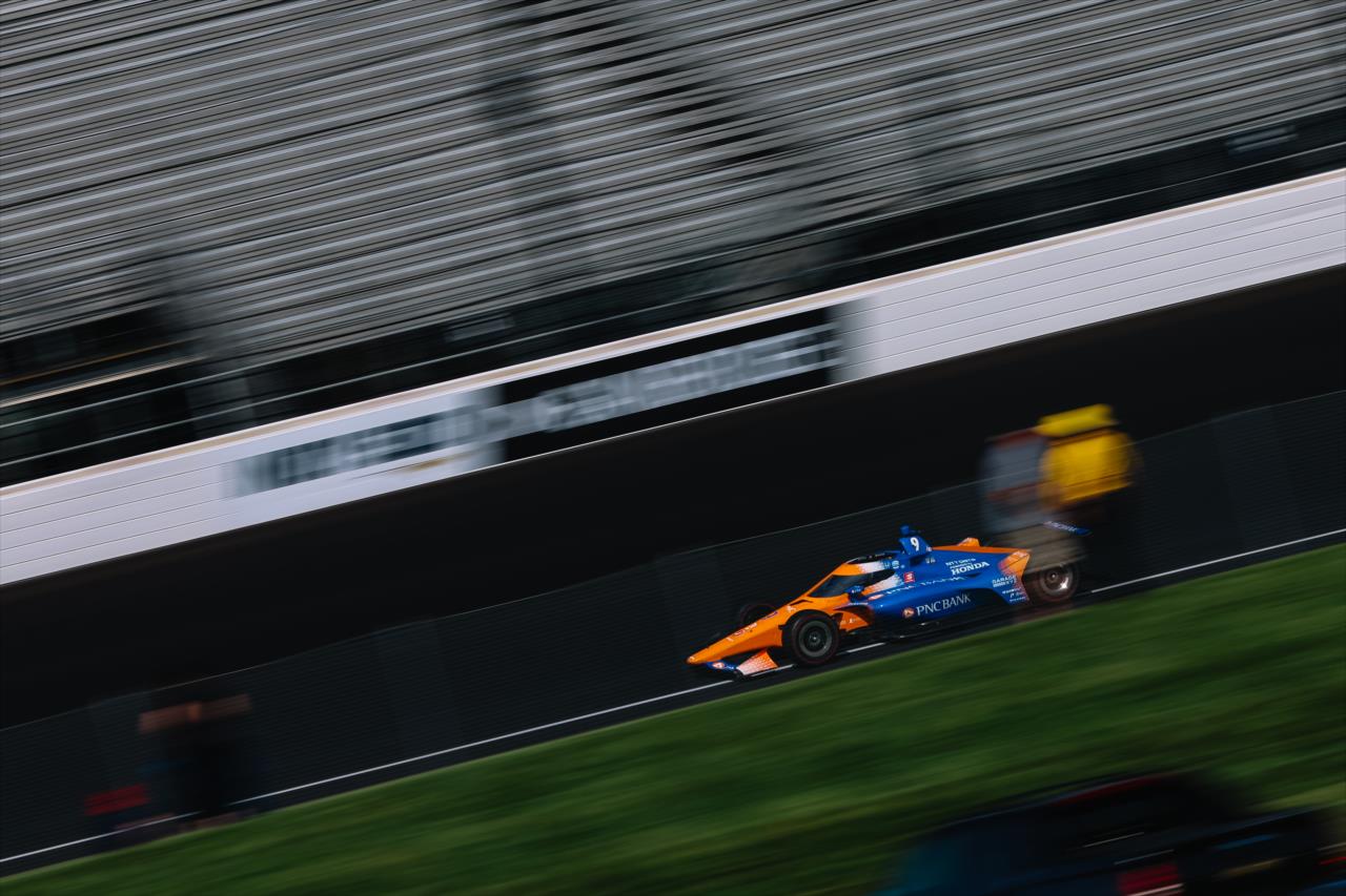 Scott Dixon - Indianapolis 500 Practice - By: Joe Skibinski -- Photo by: Joe Skibinski