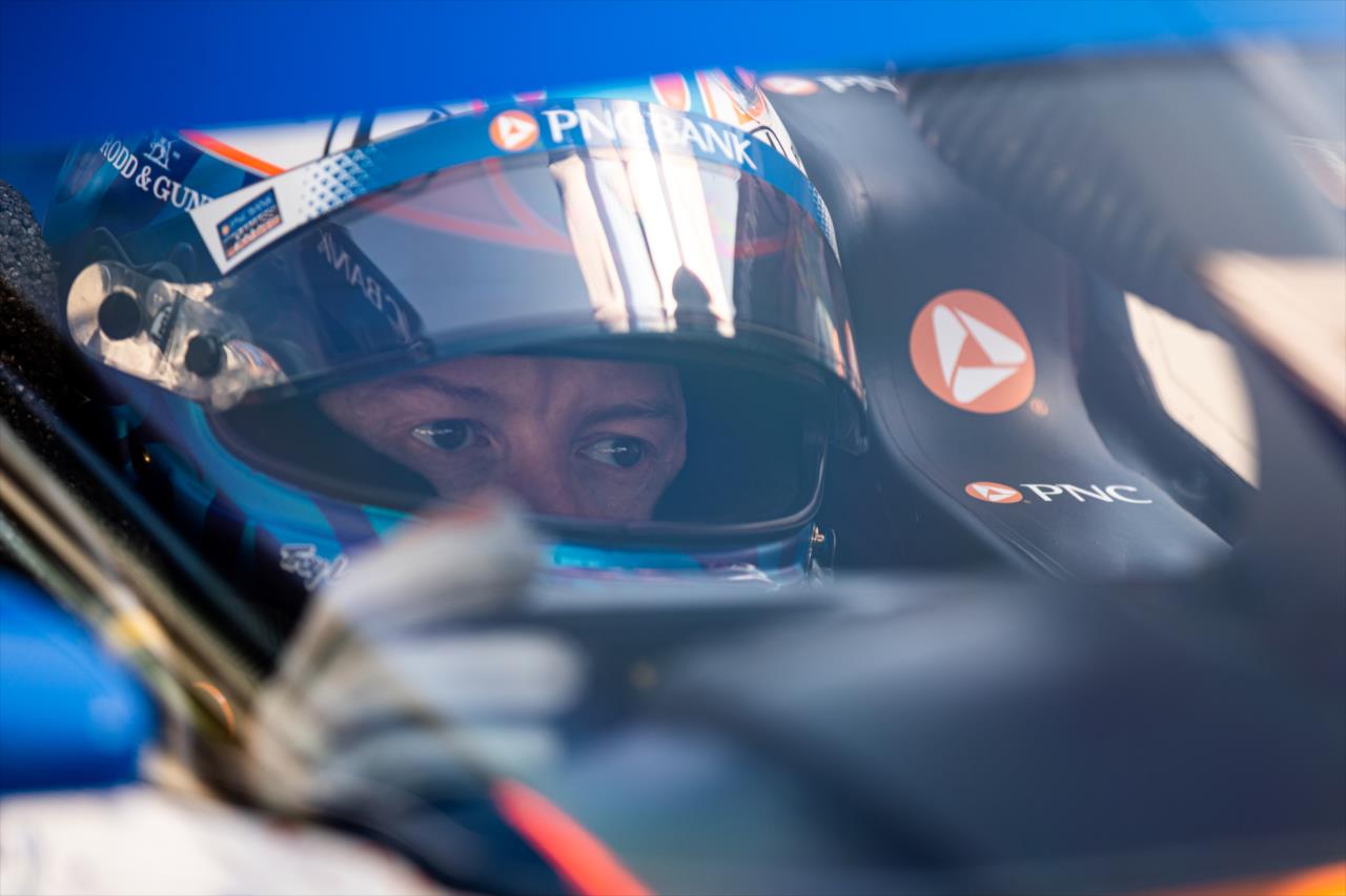 Scott Dixon - PPG Presents Armed Forces Qualifying - By: Travis Hinkle -- Photo by: Travis Hinkle