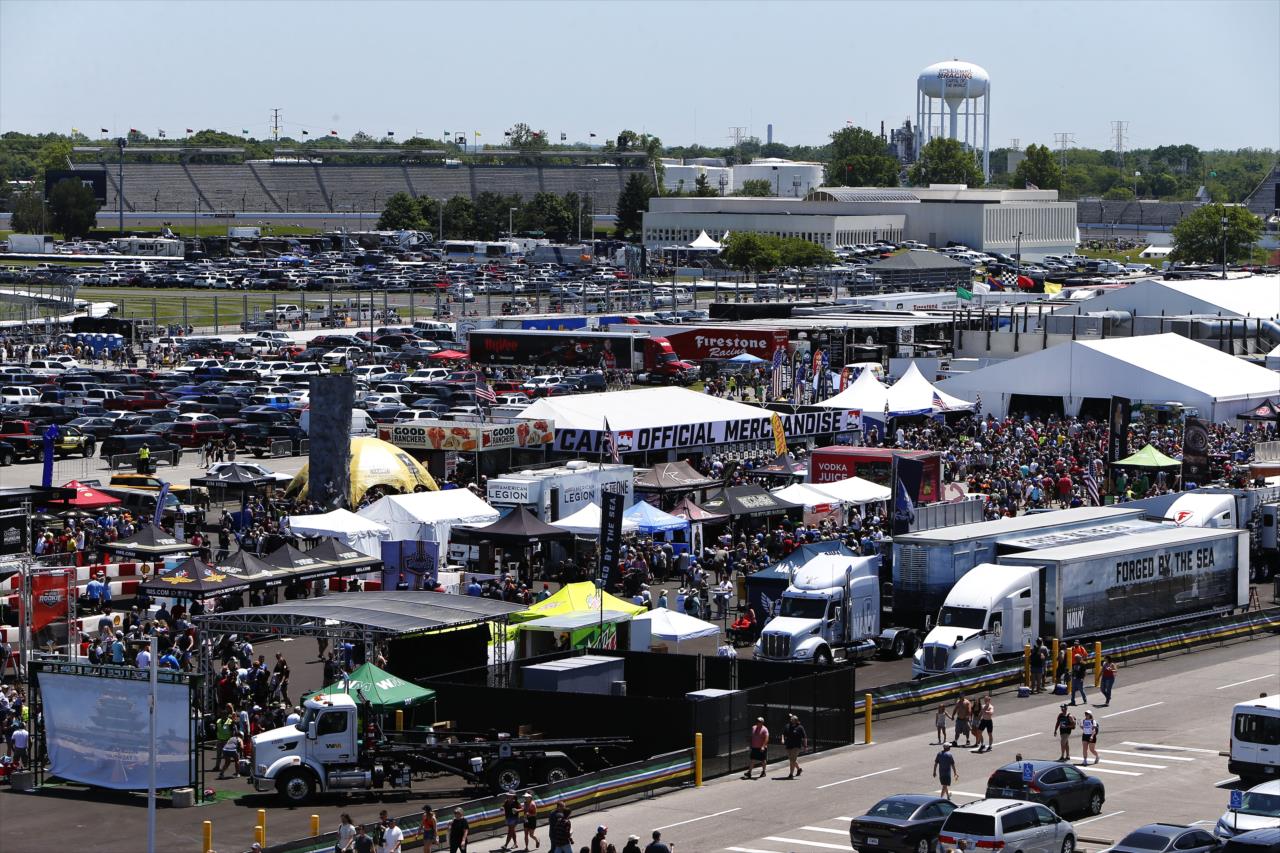 Packed infield - Miller Lite Carb Day - By: Chris Jones -- Photo by: Chris Jones