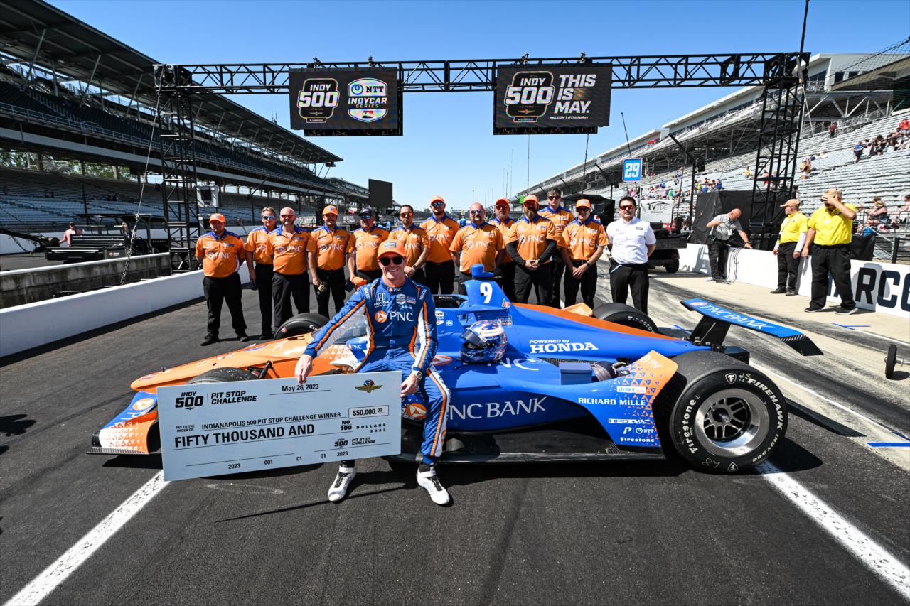 Scott Dixon and Chip Ganassi Racing wins the Miller Lite Carb Day Pit Stop Challenge - By: James Black -- Photo by: James  Black