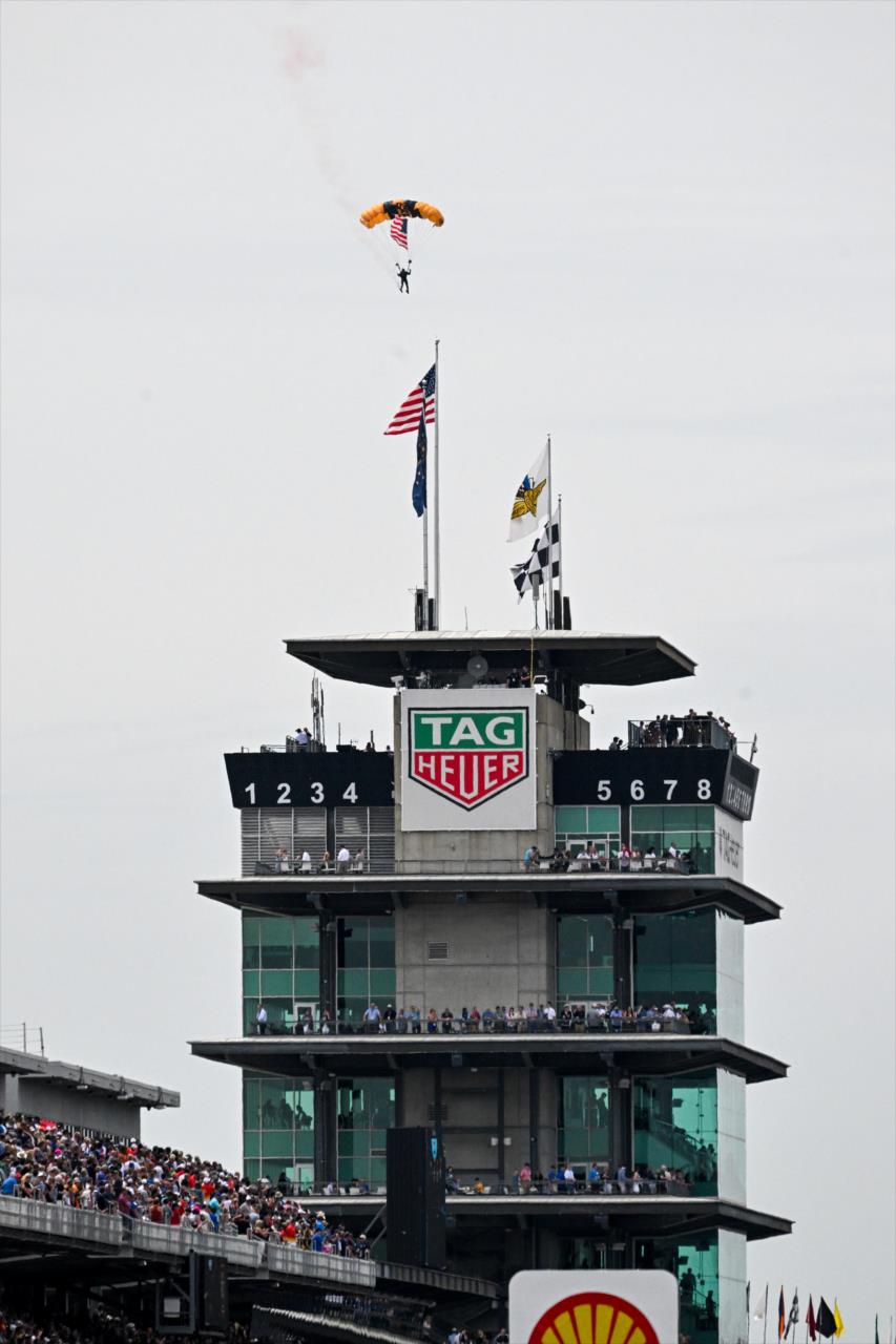 Paratrooper readies for landing - 107th Running of the Indianapolis 500 Presented By Gainbridge - By: Doug Mathews -- Photo by: Doug Mathews