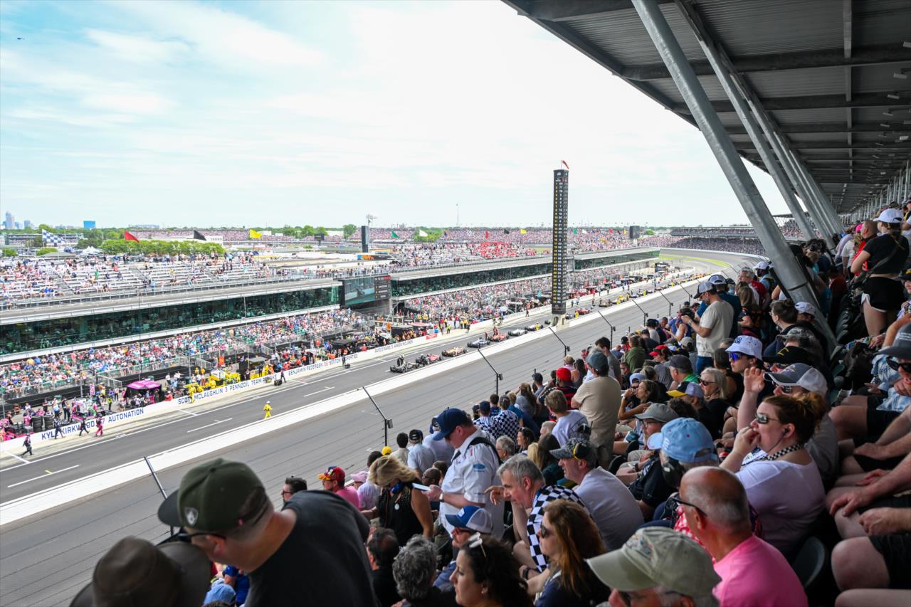 Red Flag condition - 107th Running of the Indianapolis 500 Presented By Gainbridge - By: Doug Mathews -- Photo by: Doug Mathews