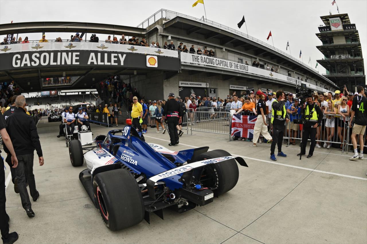 The car of Alex Palou rolls to the grid - 107th Running of the Indianapolis 500 Presented By Gainbridge - By: Walt Kuhn -- Photo by: Walt Kuhn