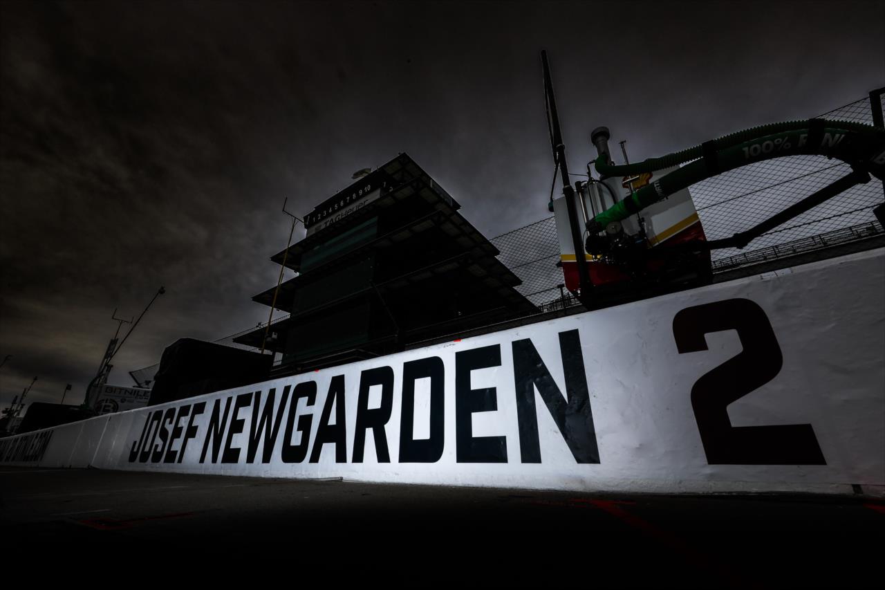 Pit stall of Josef Newgarden - Winner Photoshoot - By: Chris Owens -- Photo by: Chris Owens
