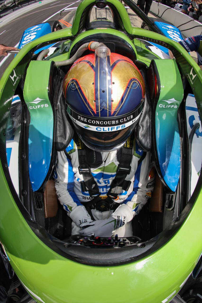 Helio Castroneves - Indianapolis 500 Practice - By: Chris Owens -- Photo by: Chris Owens