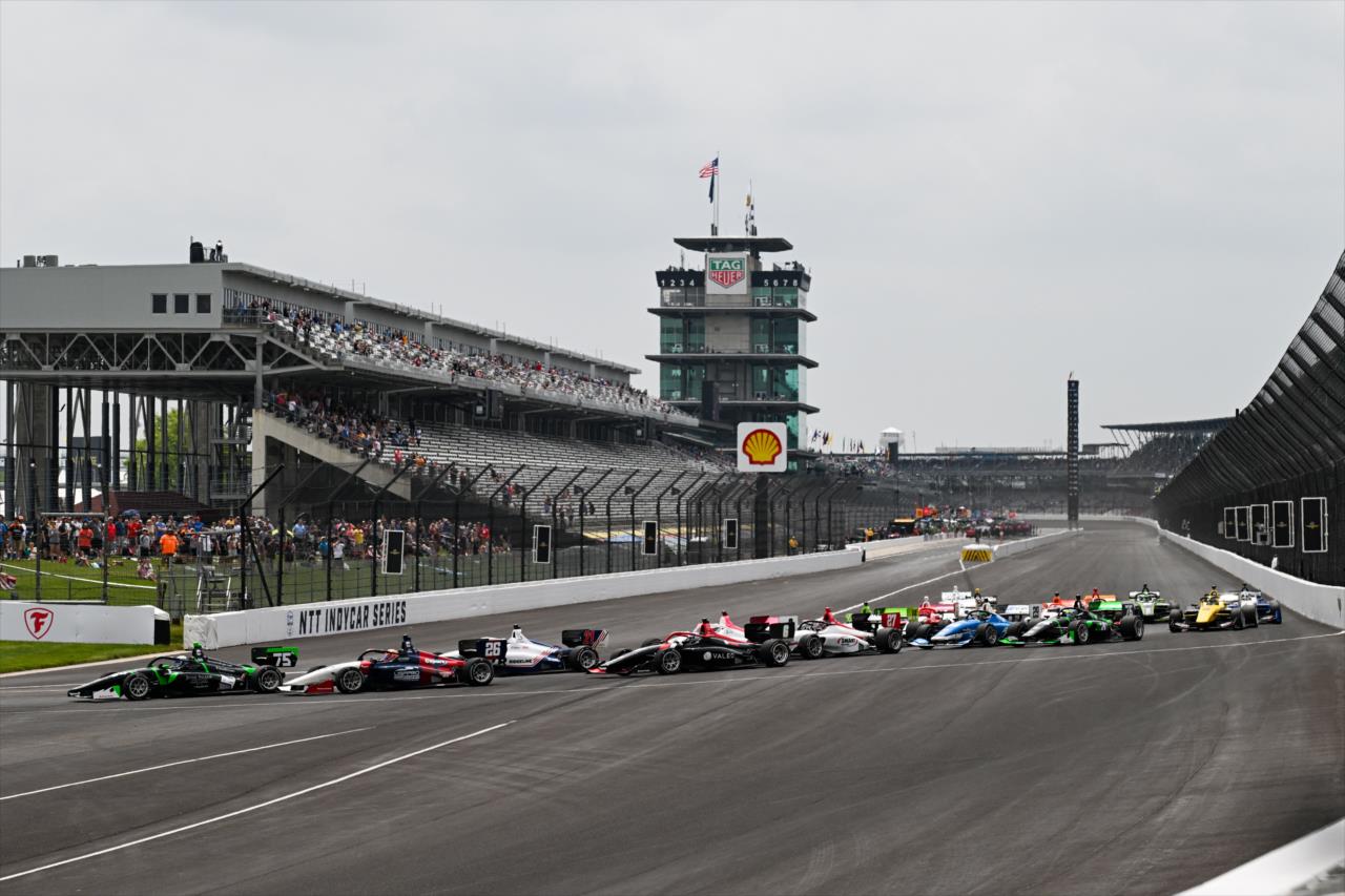 Matteo Nannini leads at the start - INDY NXT By Firestone Grand Prix - By: James Black -- Photo by: James  Black