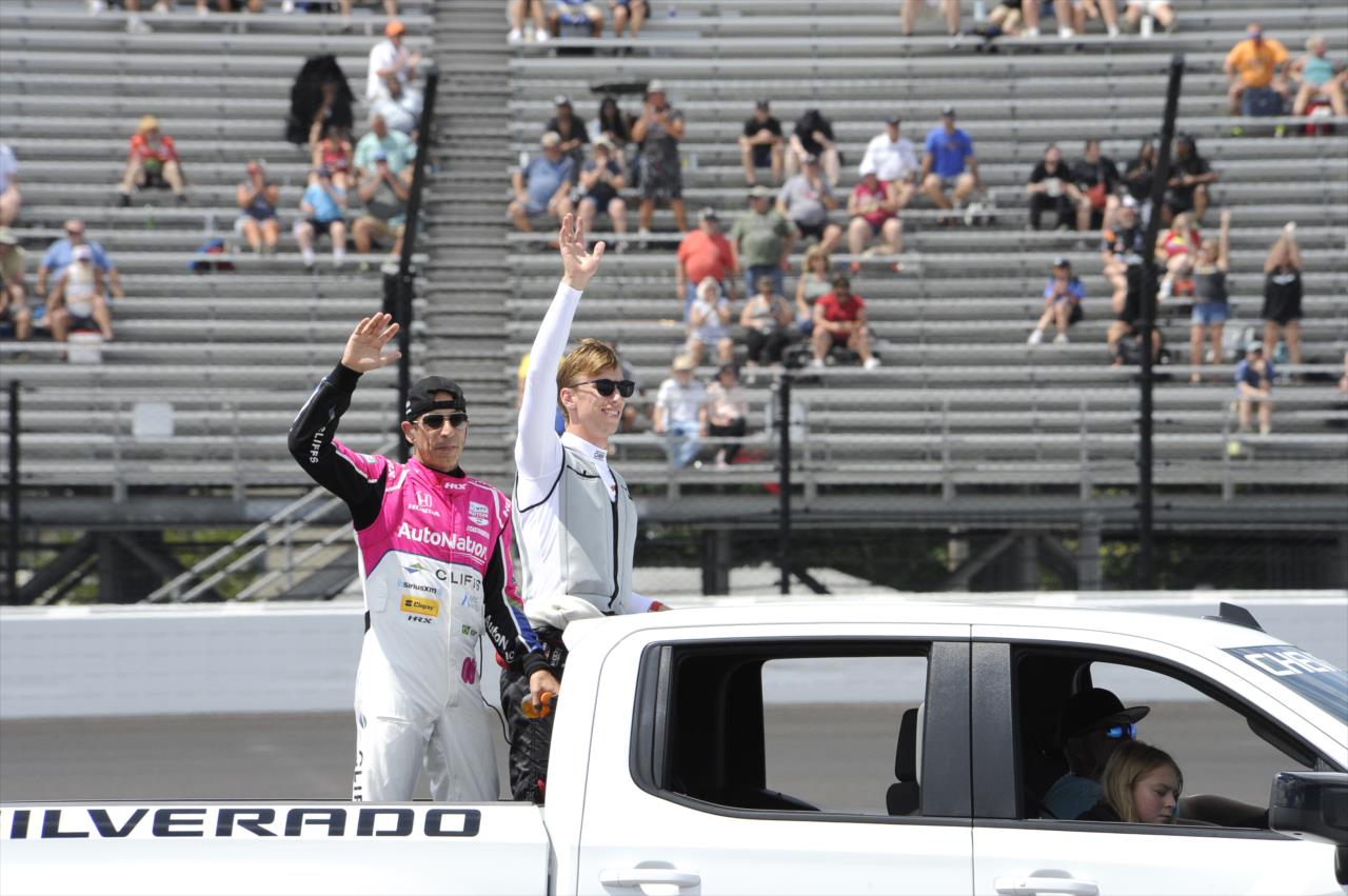 Helio Castroneves and Sting Ray Robb - Gallagher Grand Prix - By: Mike Young -- Photo by: Mike Young