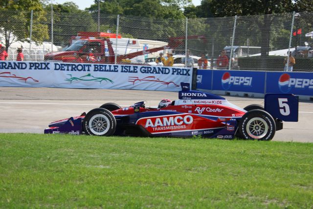 Sarah Fisher on track during warm up for the Detroit Indy Grand Prix on Race day. -- Photo by: Shawn Payne