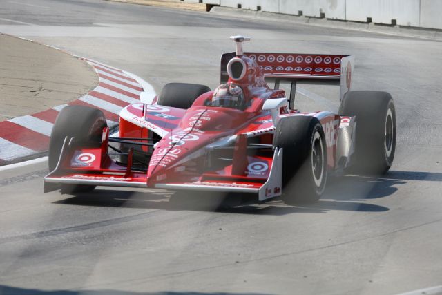 Scott Dixon on track during warm up for the Detroit Indy Grand Prix on Race day. -- Photo by: Shawn Payne