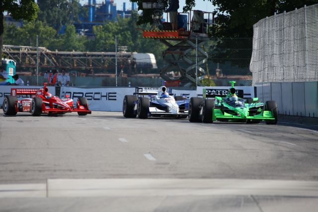 #8 Scott Sharp leads the pack during the Detroit Indy Grand Prix Race. -- Photo by: Shawn Payne
