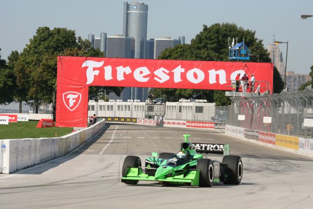 Scott Sharp on track during warm up for the Detroit Indy Grand Prix on Race day. -- Photo by: Steve Snoddy