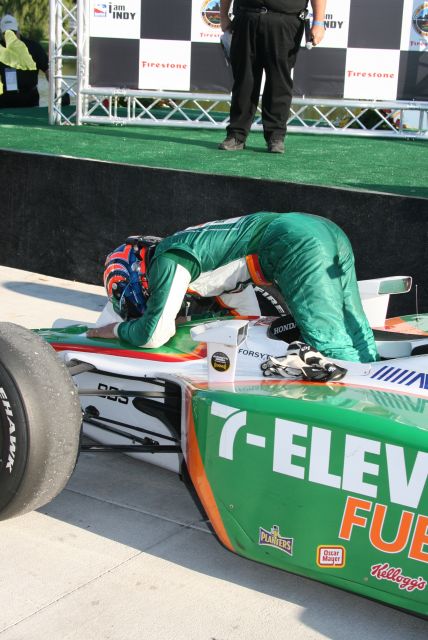 A tradition for race winner, Tony Kanaan, to kiss his car upon his victories. -- Photo by: Steve Snoddy