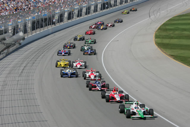 Close race action durnig final few laps of the Delphi Indy 300 at Chicagoland Speedway -- Photo by: Ron McQueeney