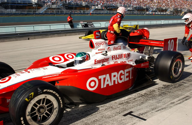 Darron Manning in the # 10 car Target Chip Ganassi Racing Panzo G-Force Toyota at Homestead-Miami Speedway during the Toyota 300 -- Photo by: Dana Garrett