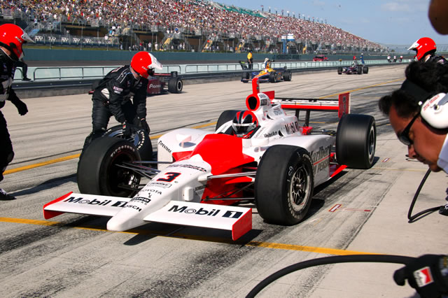 Helio Castroneves in the # 3 car Marlboro Team Penske Dallara Toyota at Homestead-Miami Speedway during the Toyota 300 -- Photo by: Dan Helrigel