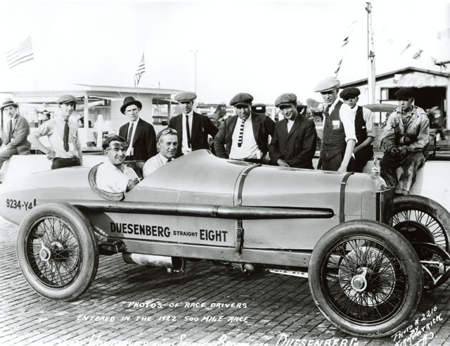 Jerry Wonderlich in the #24 Duesenberg Eight (Duesenberg/Duesenberg)  at the Indianapolis Motor Speedway in 1922. -- Photo by: No Photographer