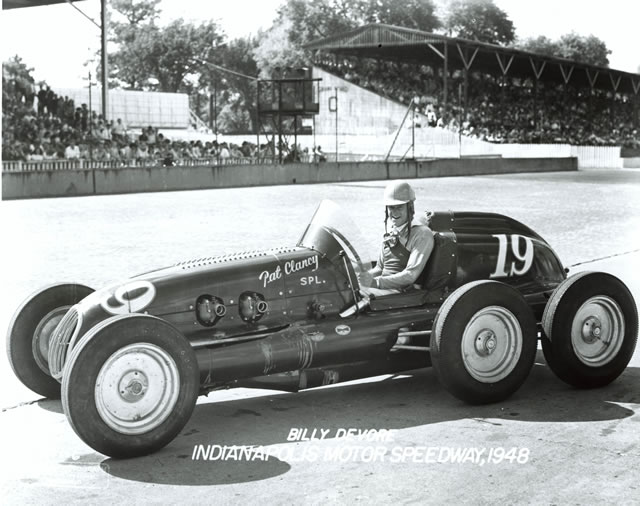 Billy DeVore in the #19 Pat Clancy Special (Kurtis/Offy) at the Indianapolis Motor Speedway in 1948 -- Photo by: No Photographer