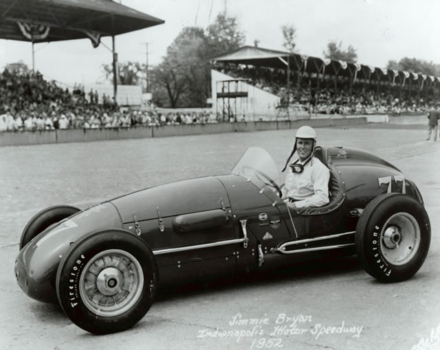 Jimmy Bryan in the #77 Schimdt Special (KK3000/Offy) at the Indianapolis Motor Speedway in 1952 -- Photo by: No Photographer