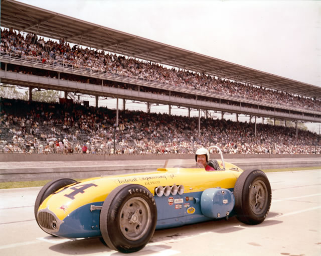 Norm Hall, #34, Federal Engineering, KK500E, Offy -- Photo by: No Photographer