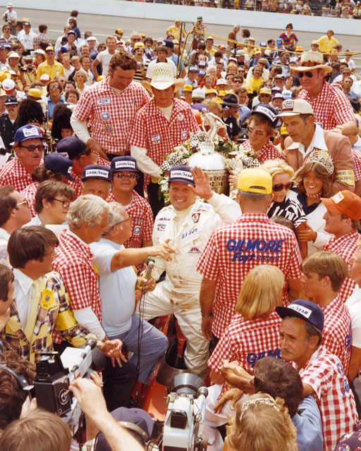 1977 Indianapolis 500 winner A.J. Foyt in victory lane with his crew. -- Photo by: No Photographer