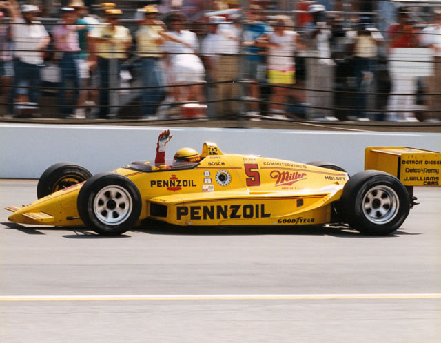1988 indianapolis 500 winner,Rick Mears -- Photo by: No Photographer