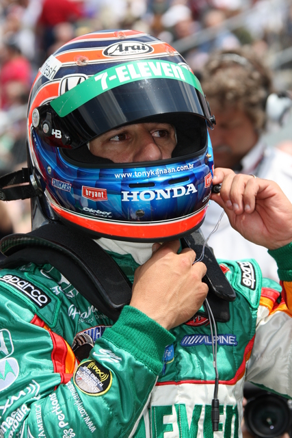 Tony Kanaan during qualifications on Pole Day at the Indianapolis Motor Speedway. -- Photo by: Dana Garrett