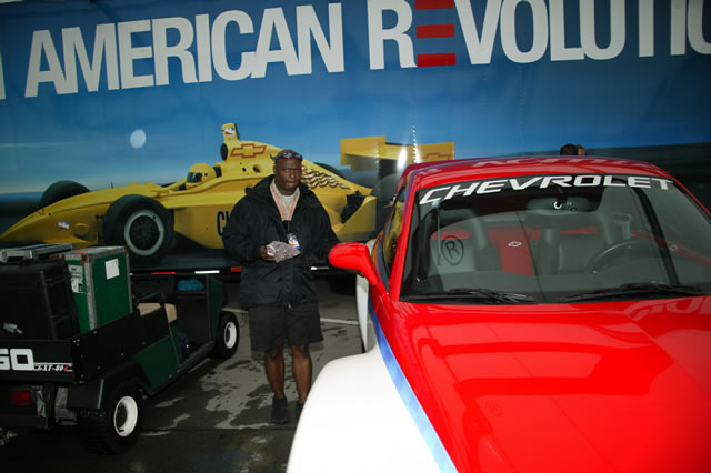 Official Pace Vehicle, Chevrolet SSR -- Photo by: Ron McQueeney
