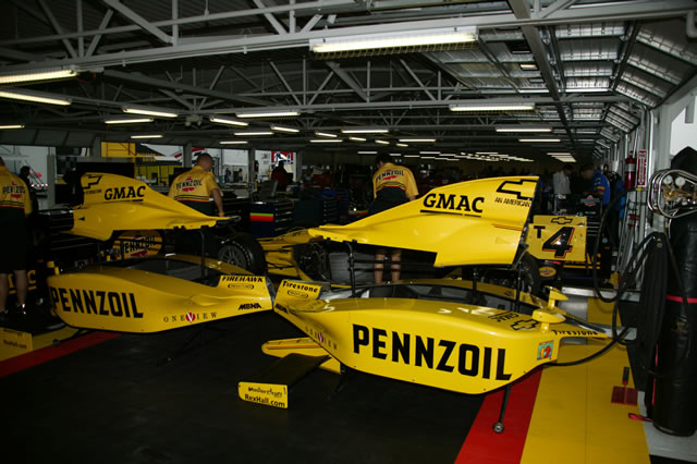 #4 Pennzoil Panther team garage -- Photo by: Ron McQueeney