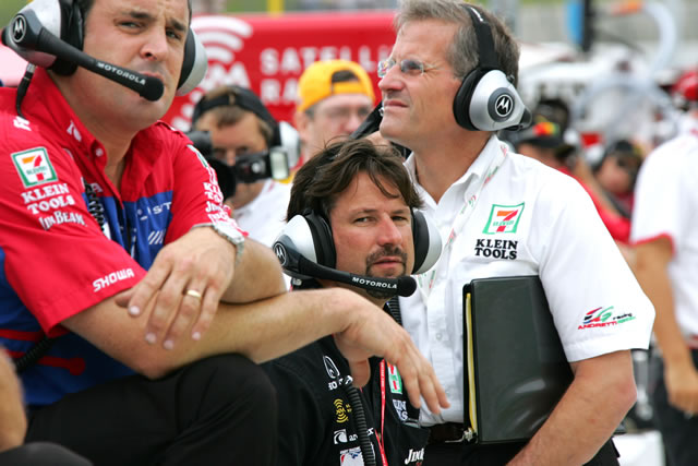 Michael Andretti, center, during practice session -- Photo by: Ron McQueeney