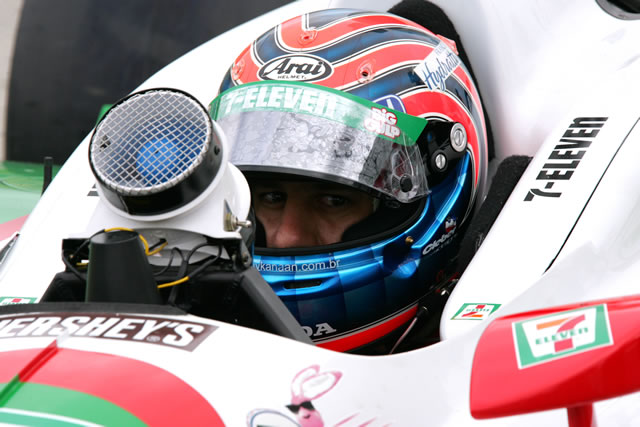 #11 Andretti Green Racing driver, Tony Kanaan stays cool during practice session -- Photo by: Ron McQueeney